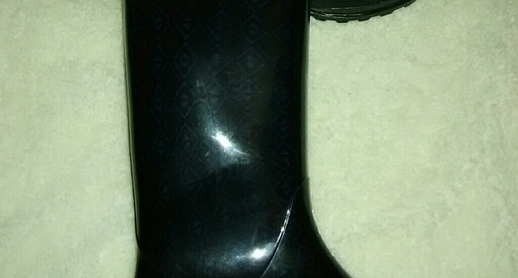 Boots - Picture 3 of 4